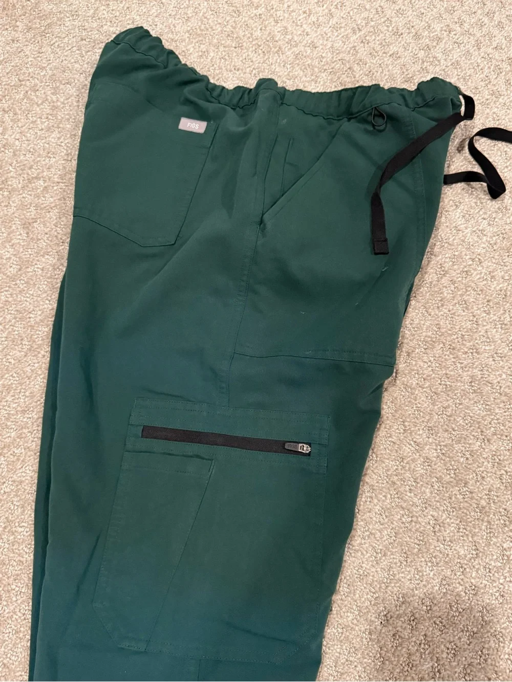 Figs Men's Forest Green Drawstring Utility Scrub Pants L